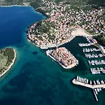 Διαμέρισμα In Tribunj With Sea View, Terrace, Air Conditioning, Wifi 68-2