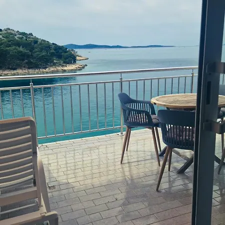 Apartament In Tribunj With Sea View, Terrace, Air Conditioning, Wifi 68-2 Tribalj