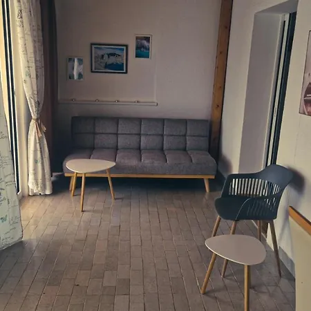 In Tribunj With Sea View, Terrace, Air Conditioning, Wifi 68-2 Tribalj