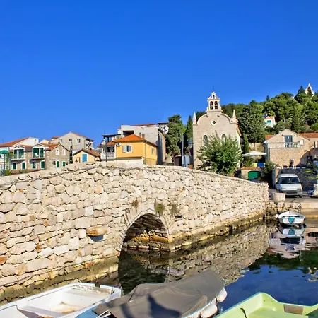 In Tribunj With Sea View, Terrace, Air Conditioning, Wifi 68-2 Apartament