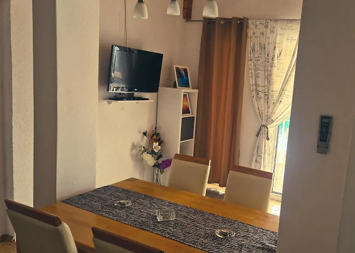 In Tribunj With Sea View, Terrace, Air Conditioning, Wifi 68-2 Apartment Tribunj (Sibenik-Knin)