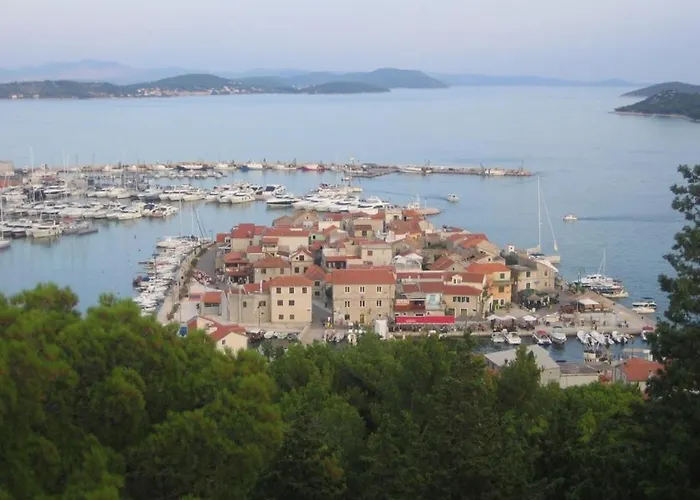 In Tribunj With Sea View, Terrace, Air Conditioning, Wifi 68-2 Apartment *