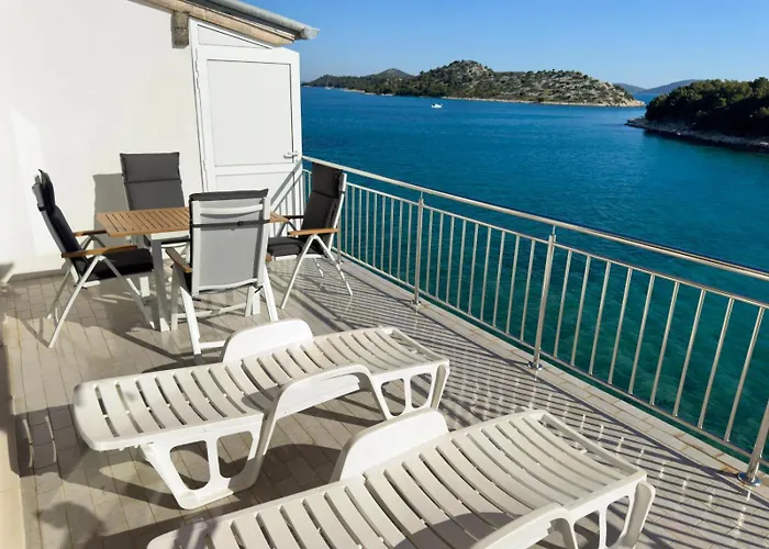 In Tribunj With Sea View, Terrace, Air Conditioning, Wifi 68-2 * Tribunj (Sibenik-Knin)