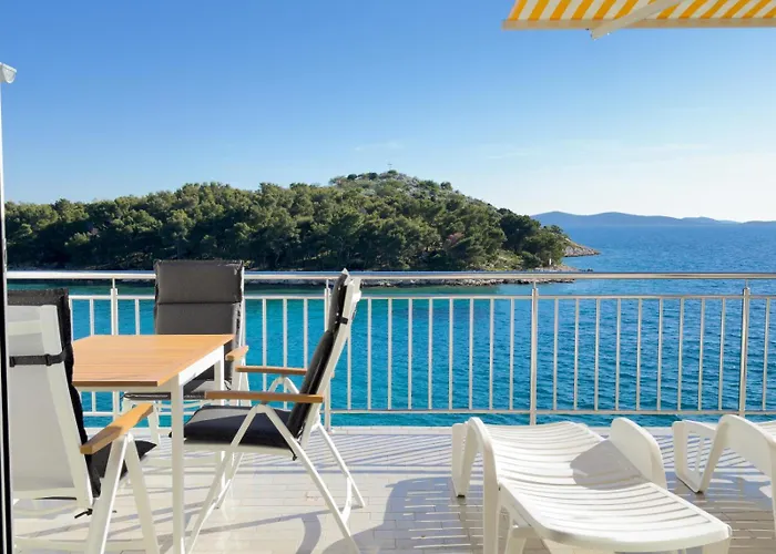 In Tribunj With Sea View, Terrace, Air Conditioning, Wifi 68-2 Apartment *