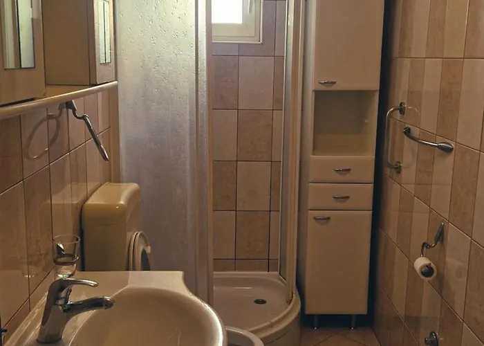 In Tribunj With Sea View, Terrace, Air Conditioning, Wifi 68-2 Apartment Tribunj (Sibenik-Knin)